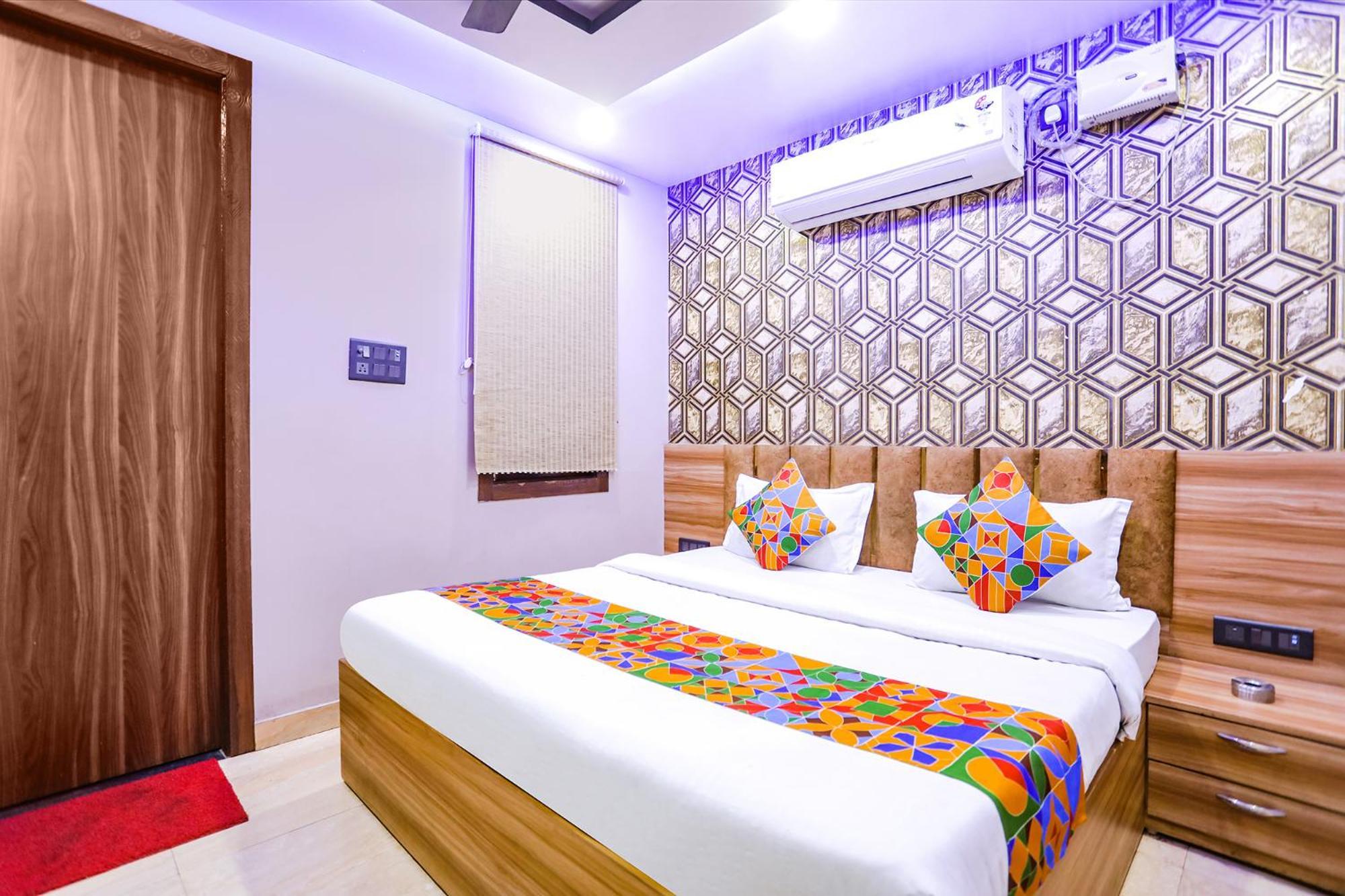 Fabhotel The Palacio カーンプル エクステリア 写真